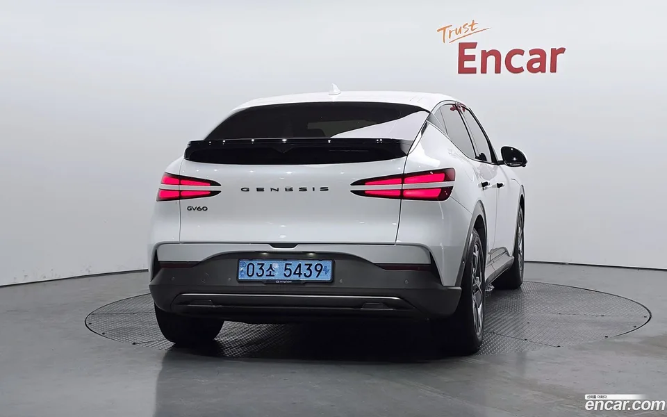 Genesis GV60 2023 — миниатюра 4