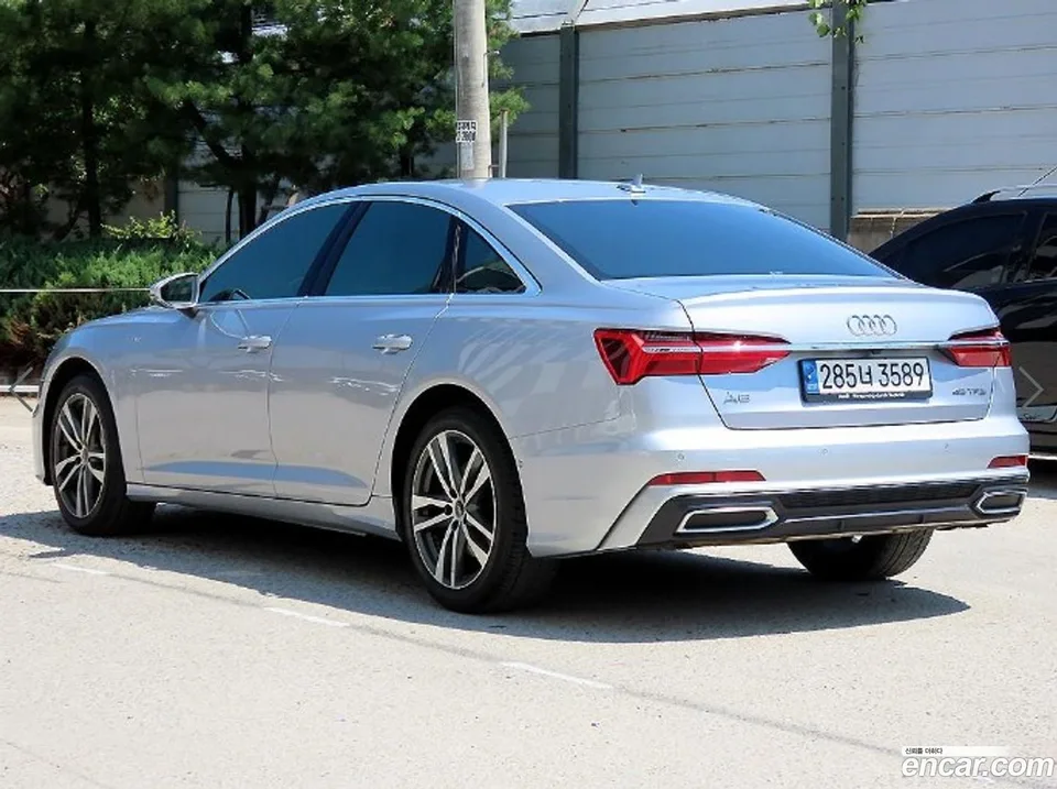 Audi A6 45 TFSI 2023 — миниатюра 3