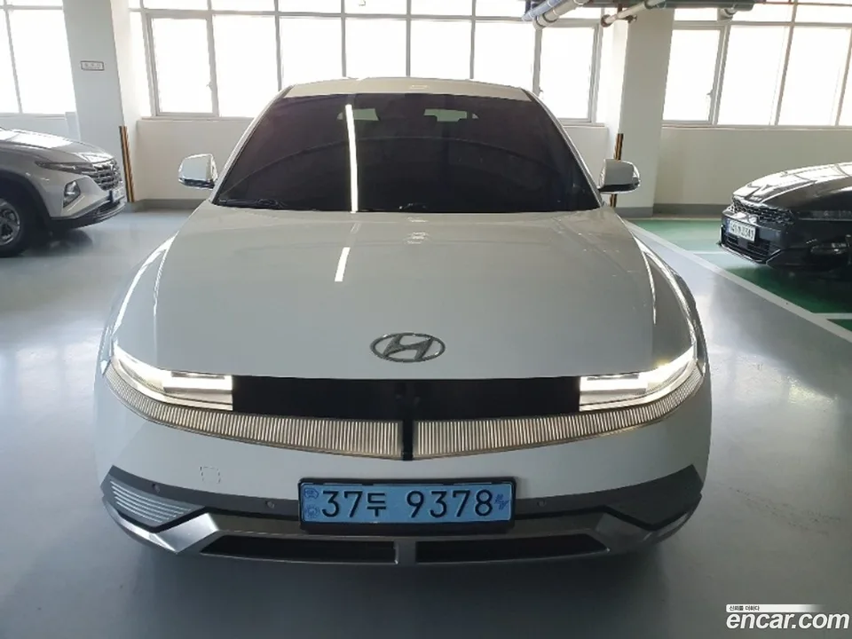 Hyundai Ioniq 5 2024 — thumbnail 3
