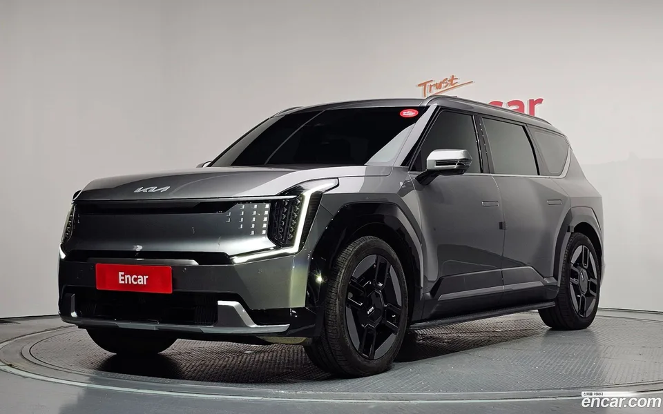 Kia EV9 4WD 2023 — фото 1, купить с доставкой в Москву