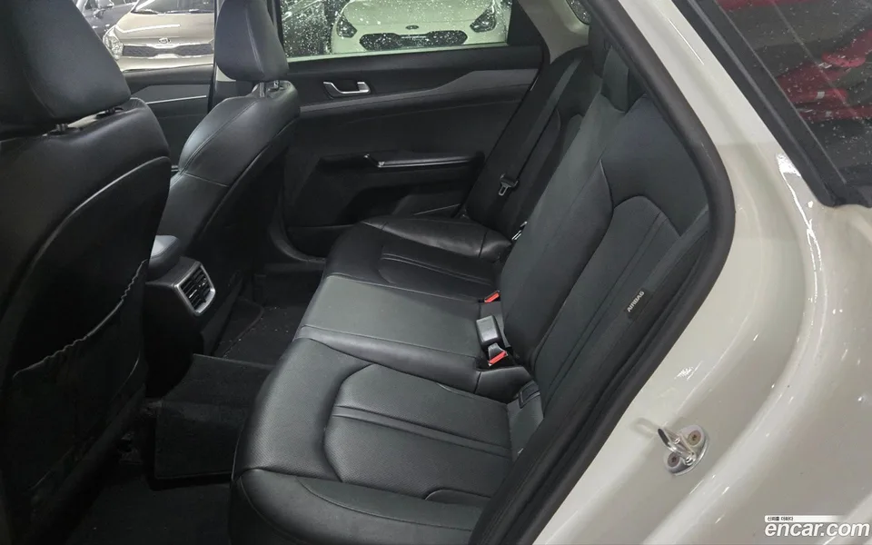 Kia K5 2.0 2022 — thumbnail 2