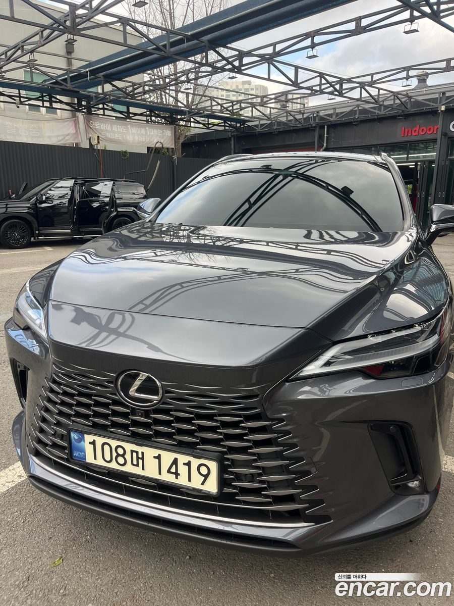 Lexus RX 450h+ 2023 — 3