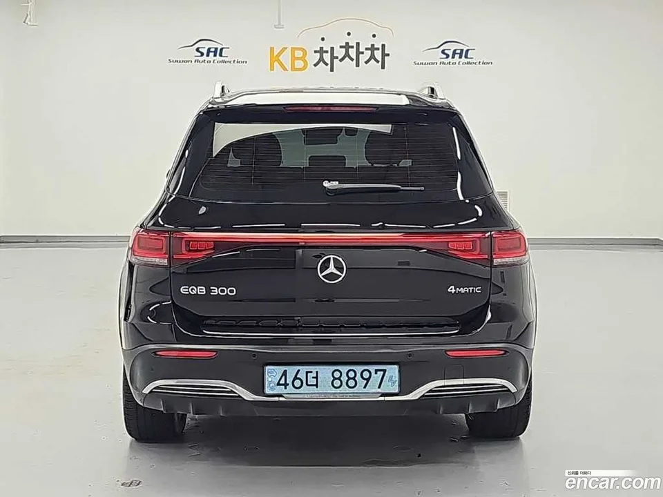 Mercedes-Benz EQB EQB300 4MATIC AMG 2022 — миниатюра 3
