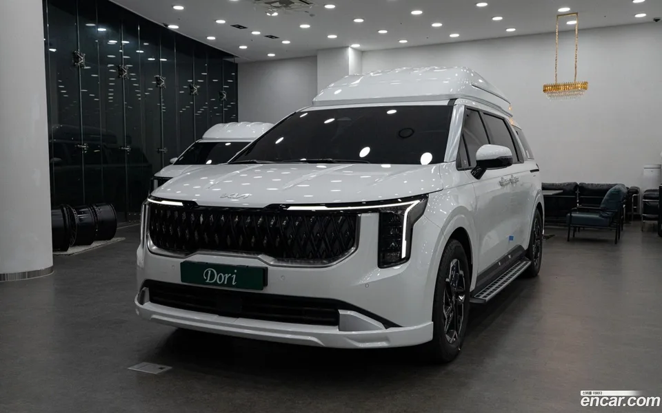 Kia Carnival 9 () 2025 — photo 1, buy with delivery to Moscow