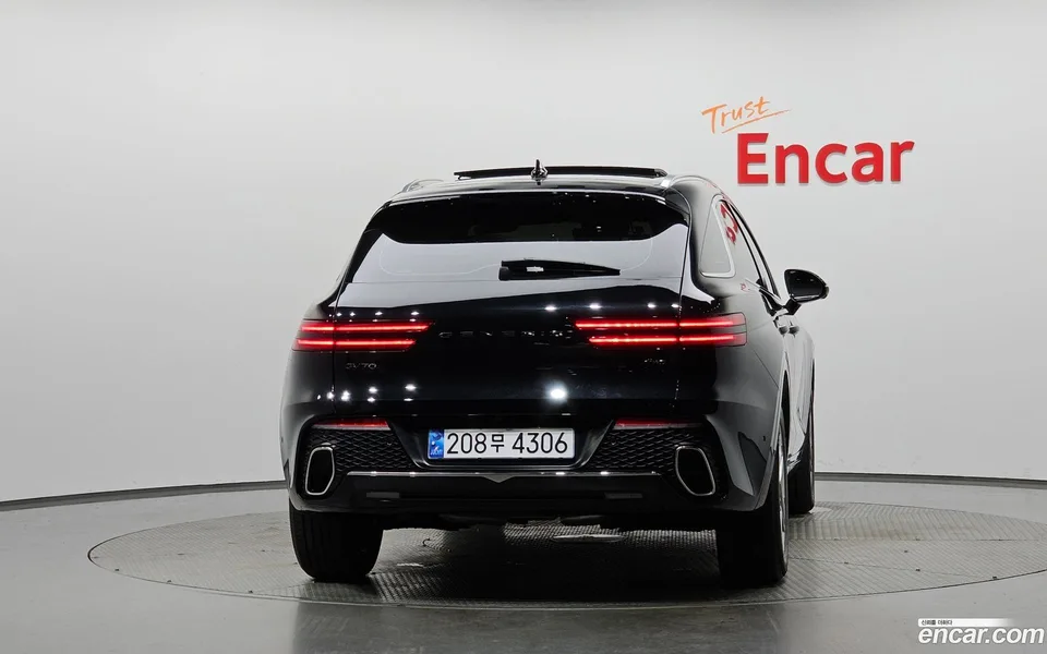 Genesis GV70 2.5T AWD 2023 — thumbnail 4