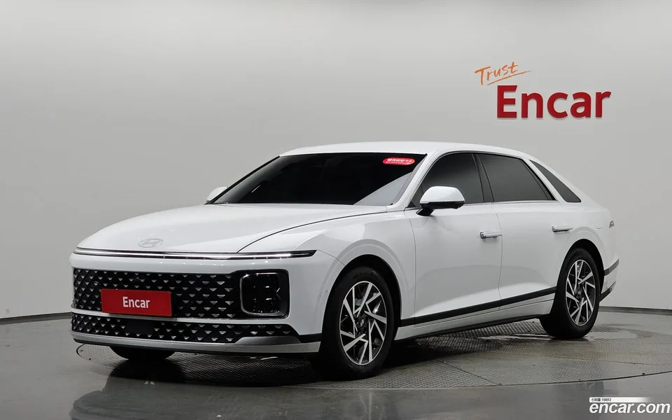 Hyundai Grandeur Hybrid 2024 — photo 1, buy with delivery to Moscow