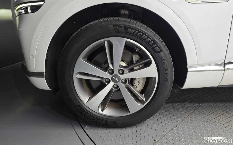 Genesis GV80 2.5T AWD 2023 — thumbnail 2
