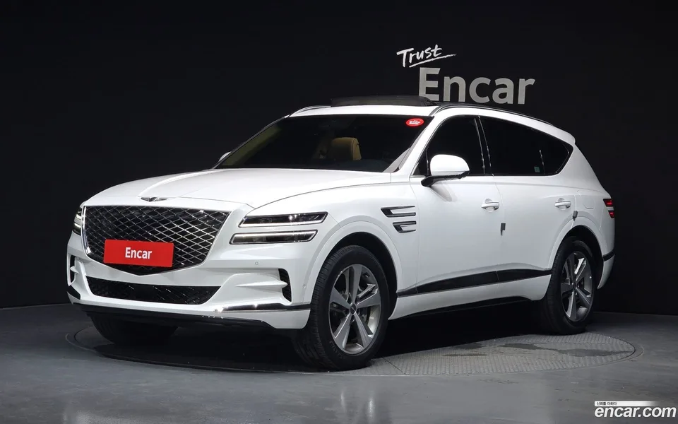 Genesis GV80 2.5T AWD 2023 — photo 1, buy with delivery to Moscow