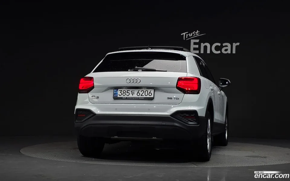 Audi Q2 35 TDI 2023 — thumbnail 4