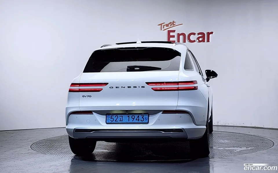 Genesis Electrified GV70 e-AWD 2022 — миниатюра 4