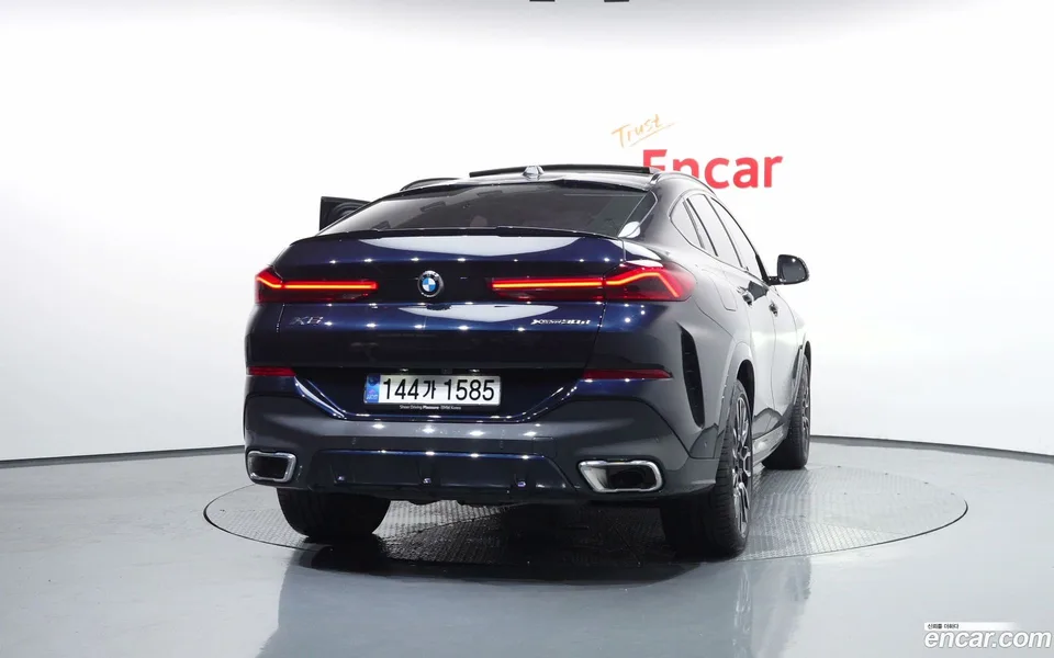 BMW X6 xDrive30d M 2025 — thumbnail 4