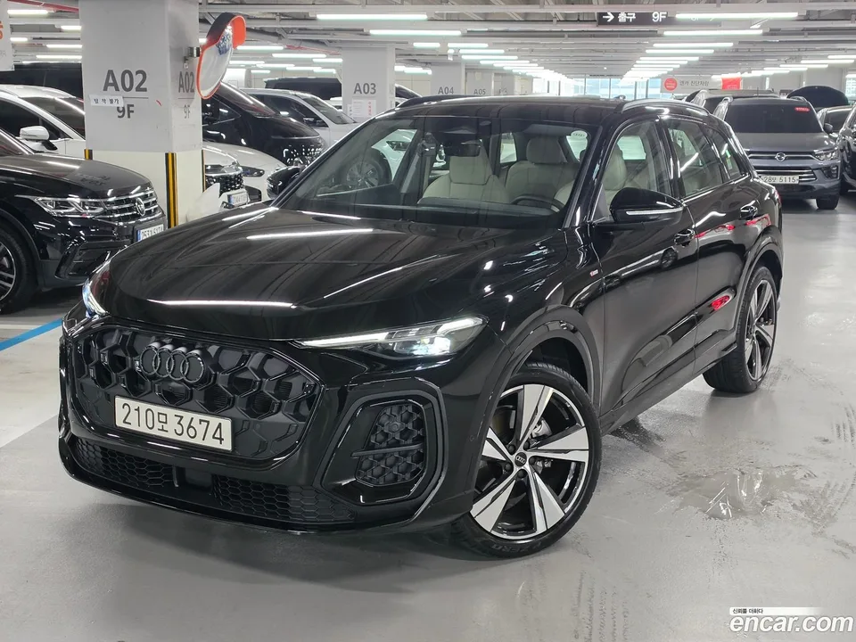 Audi Q5 (80A) 40 TFSI S Line 2025 — photo 1, buy with delivery to Moscow