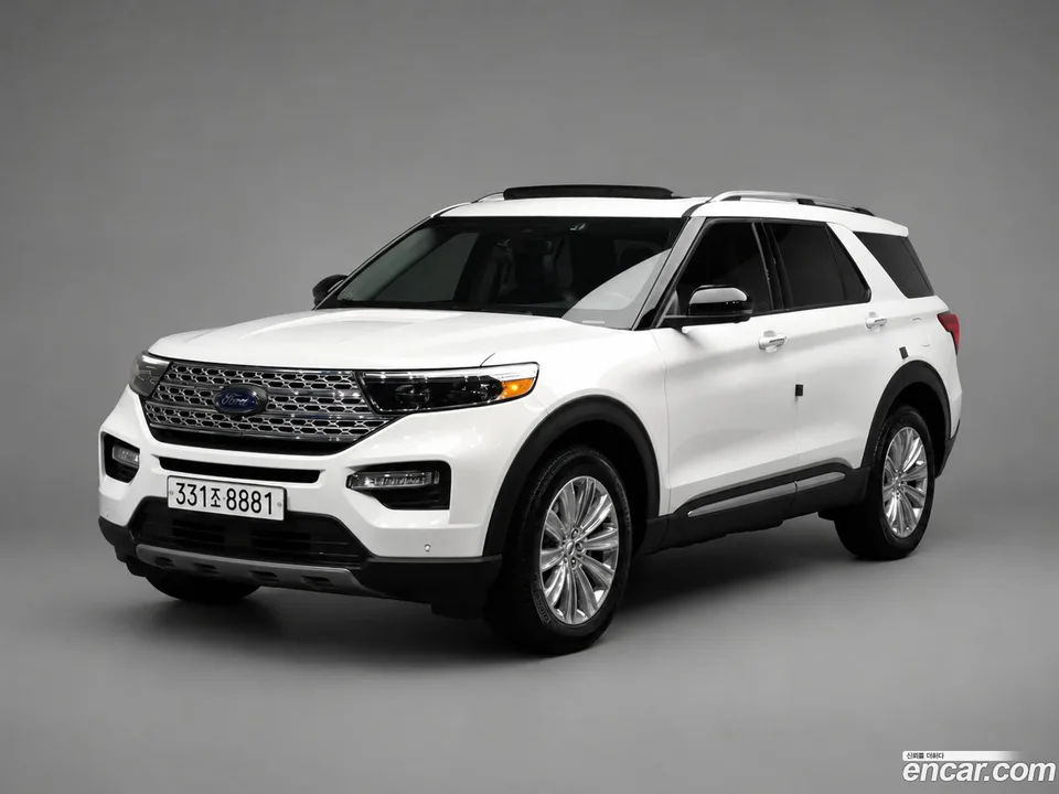 Ford Explorer 2.3 4WD 2023 — photo 1, buy with delivery to Moscow