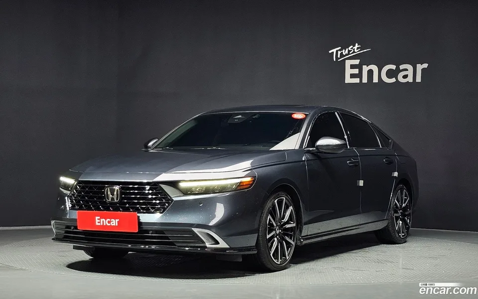 Honda Accord 2.0 2024 — photo 1, buy with delivery to Moscow
