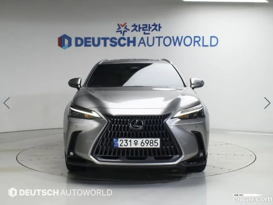 Lexus NX 350h 2023 — thumbnail 3