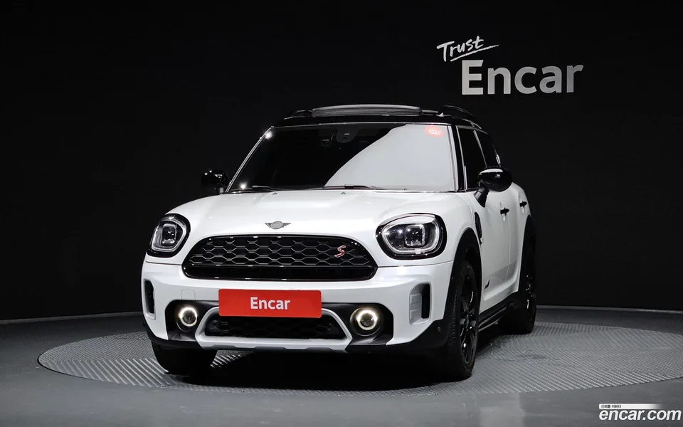 MINI Cooper S Countryman ALL4 2024 — thumbnail 3