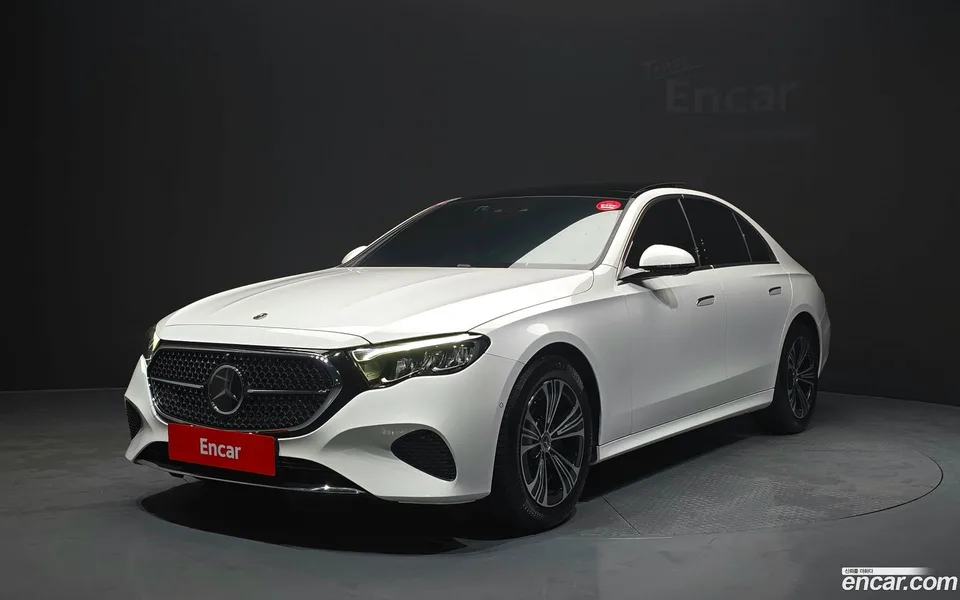 Mercedes-Benz E-Class E200 2024 — photo 1, buy with delivery to Moscow