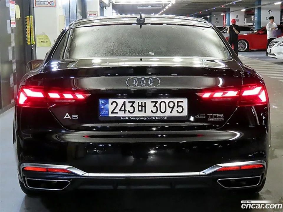 Audi A5 45 TFSI 2023 — thumbnail 2