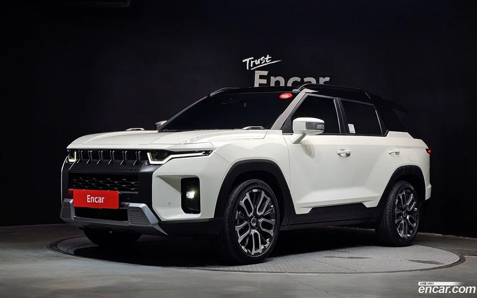 KG Mobility Torres 1.5 2WD 2022 — photo 1, buy with delivery to Moscow