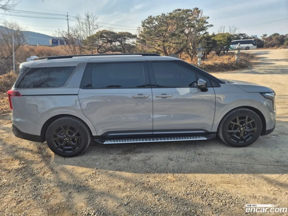 Kia Carnival HEV 7 2025 — thumbnail 3