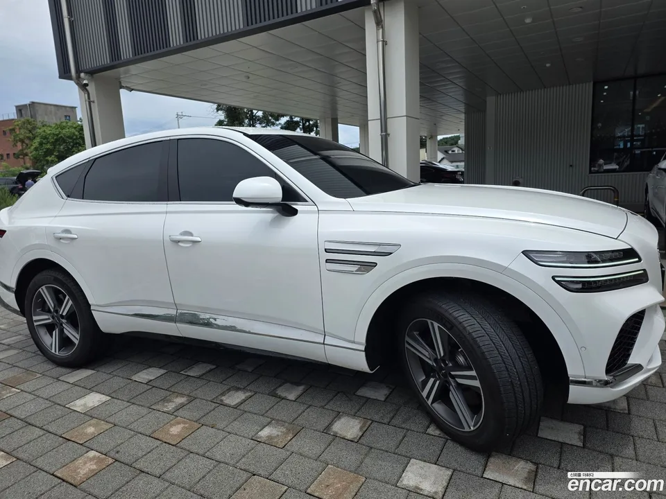 Genesis GV80 Coupe 2.5T AWD 2025 — thumbnail 4