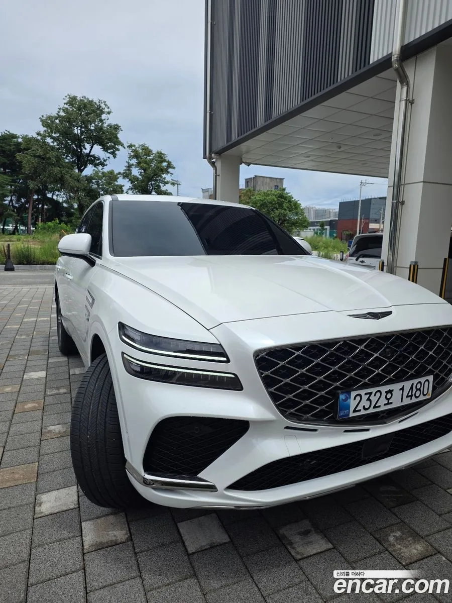 Genesis GV80 Coupe 2.5T AWD 2025 — photo 1, buy with delivery to Moscow
