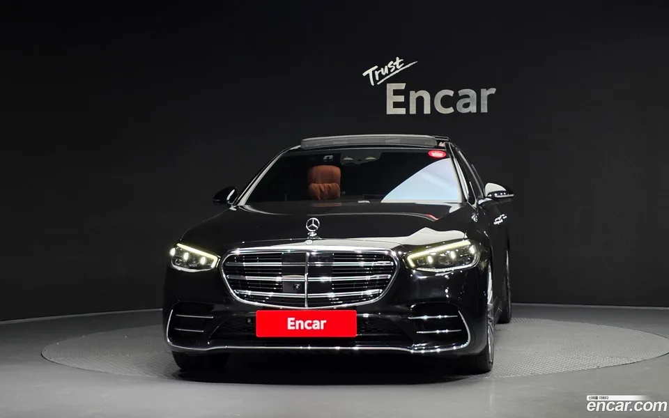 Mercedes-Benz S-Class S500L 4MATIC 2023 — thumbnail 3