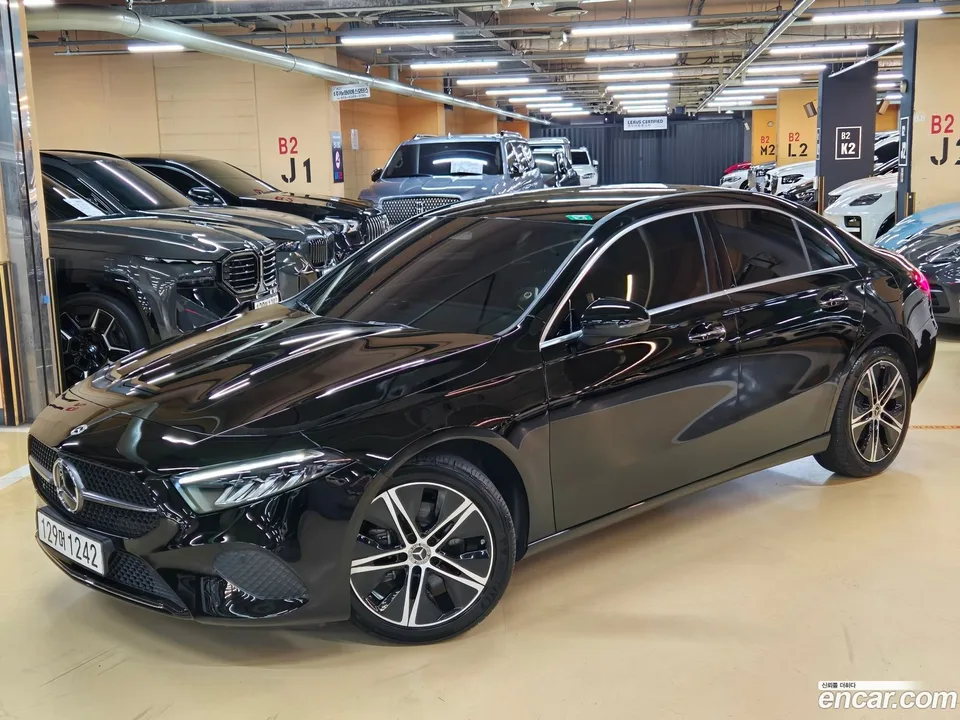 Mercedes-Benz A-Class A220 2023 — photo 1, buy with delivery to Moscow