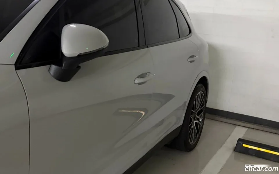 Porsche Cayenne 3.0 2022 — миниатюра 3
