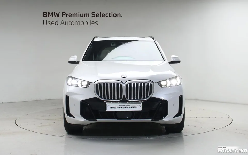 BMW X5 xDrive 40i M 2025 — thumbnail 3