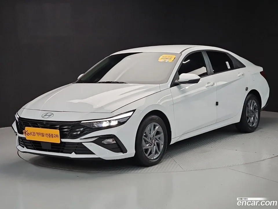 Hyundai Avante CN7 Hybrid 2025 — photo 1, buy with delivery to Moscow