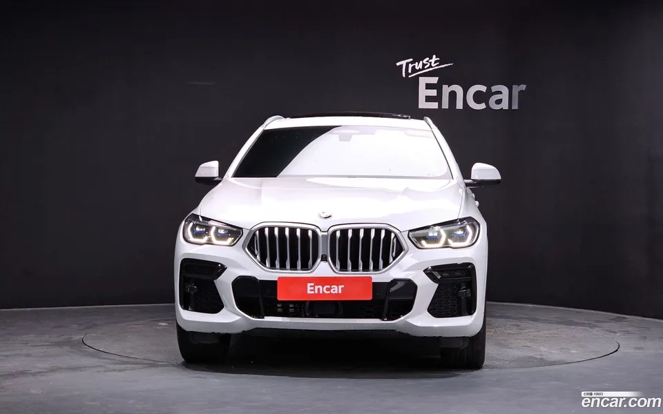 BMW X6 xDrive40i M 2022 — thumbnail 3