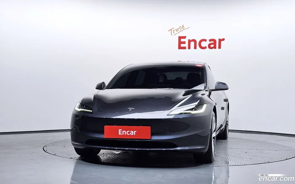 Tesla Model 3 RWD 2024 — thumbnail 3