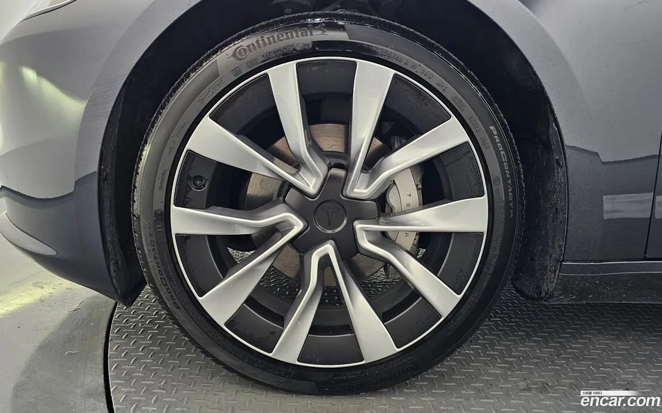 Tesla Model 3 RWD 2024 — thumbnail 5