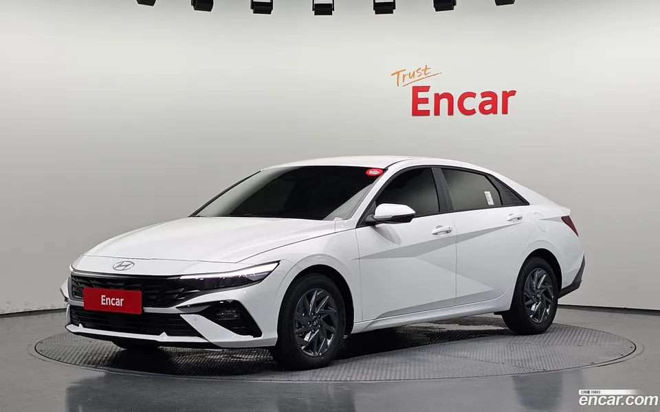 Hyundai Avante CN7 Hybrid 2026 — photo 1, buy with delivery to Moscow