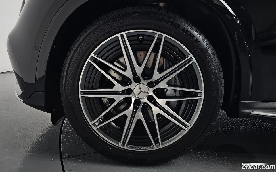 Mercedes-Benz GLC-Class AMG GLC43 4MATIC 2025 — thumbnail 2