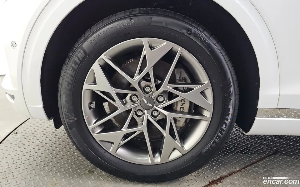 Genesis GV70 2.5T AWD 2023 — thumbnail 2