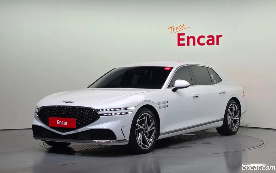 Genesis G90 3.5 AWD 2023 — photo 1, buy with delivery to Moscow