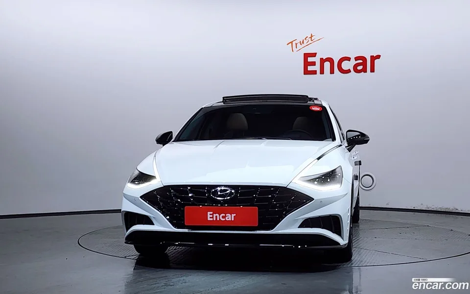 Hyundai Sonata 2.0 2023 — thumbnail 3