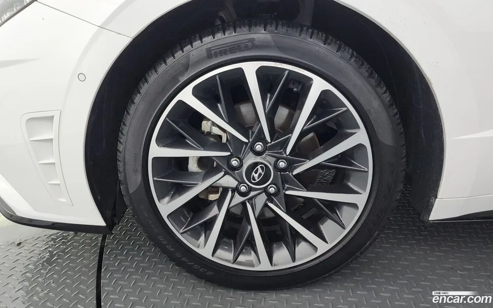 Hyundai Sonata 2.0 2023 — thumbnail 5