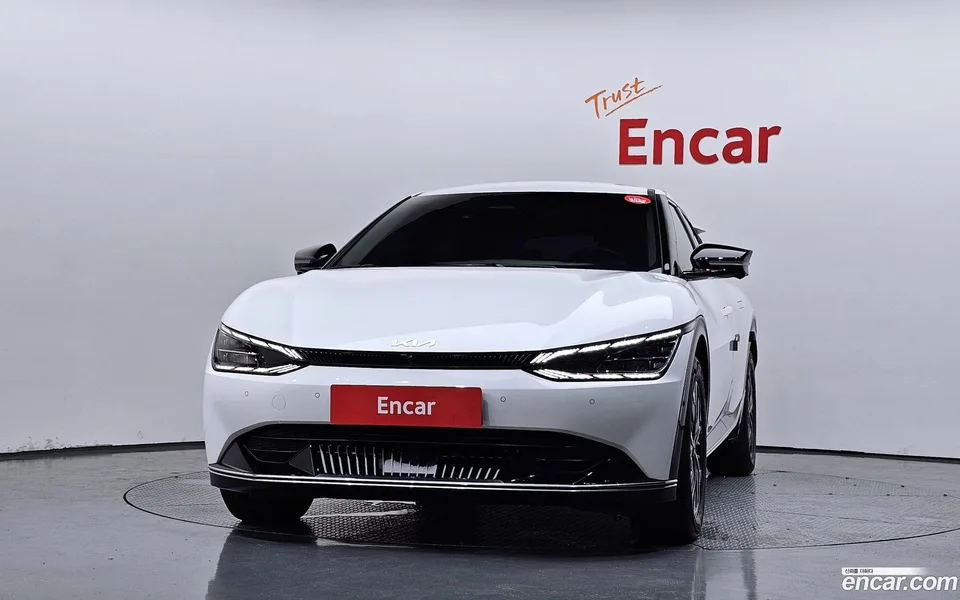 Kia EV6 2024 — thumbnail 3