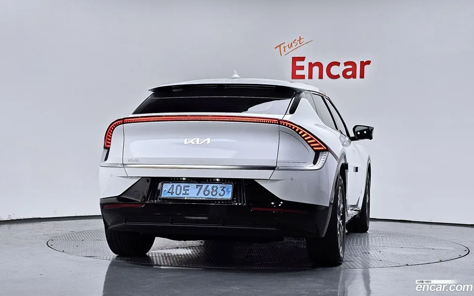 Kia EV6 2024 — thumbnail 4
