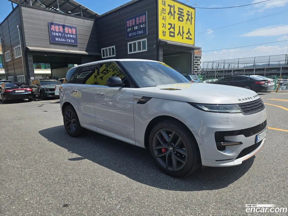 Land Rover Range Rover Sport D300 HSE 2023 — thumbnail 3