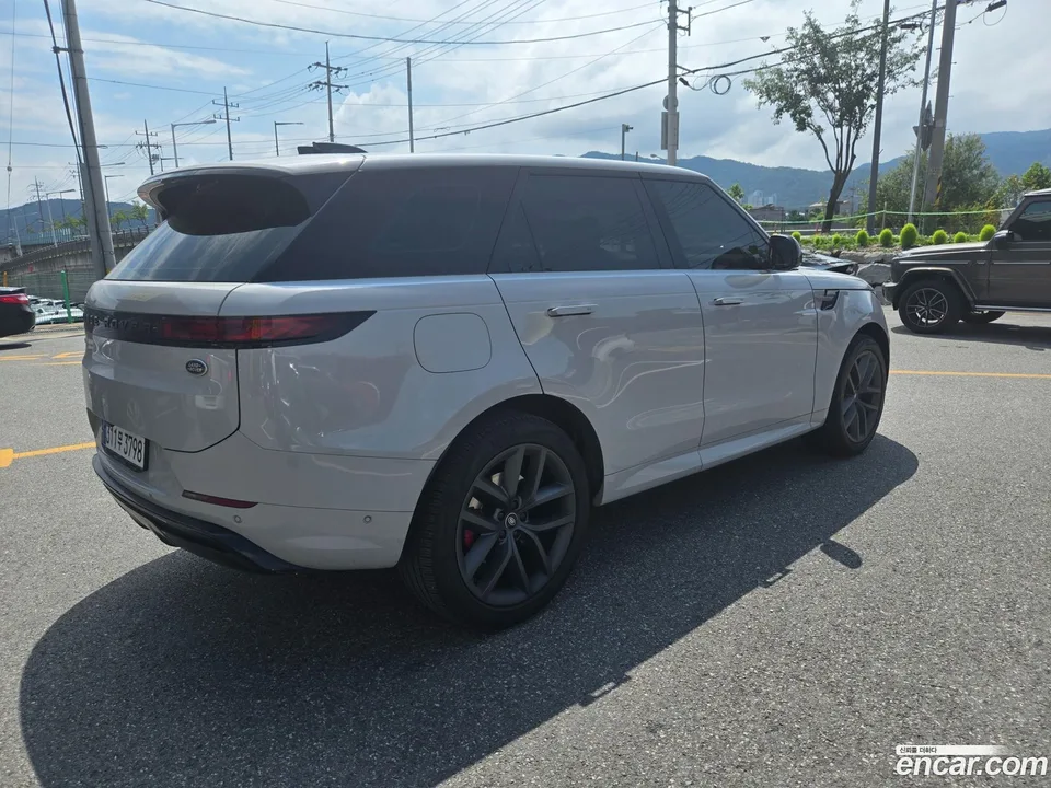 Land Rover Range Rover Sport D300 HSE 2023 — thumbnail 5