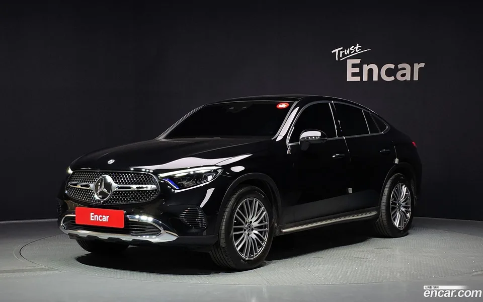 Mercedes-Benz GLC-Class GLC300 4MATIC 2025 — photo 1, buy with delivery to Moscow