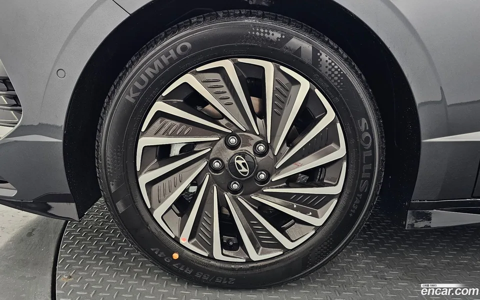 Hyundai Sonata The Edge Hybrid 2026 — thumbnail 2