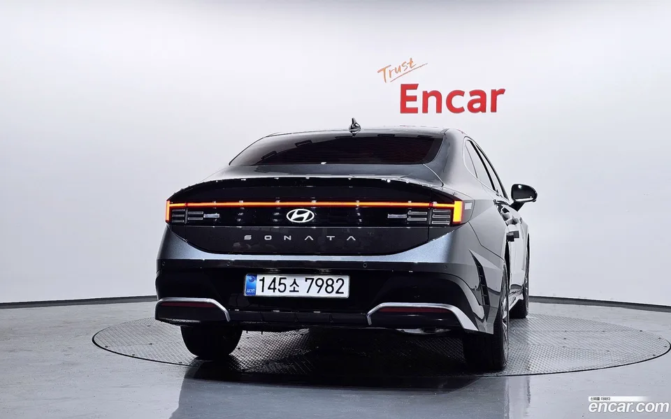 Hyundai Sonata The Edge Hybrid 2026 — thumbnail 4