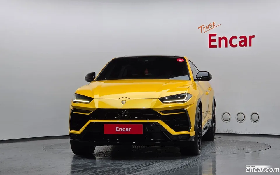 Lamborghini Urus 4.0 V8 2022 — thumbnail 3