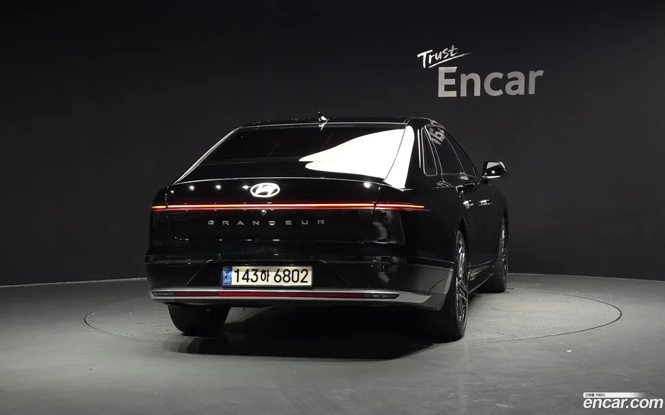 Hyundai Grandeur 2.5 2WD 2023 — thumbnail 4