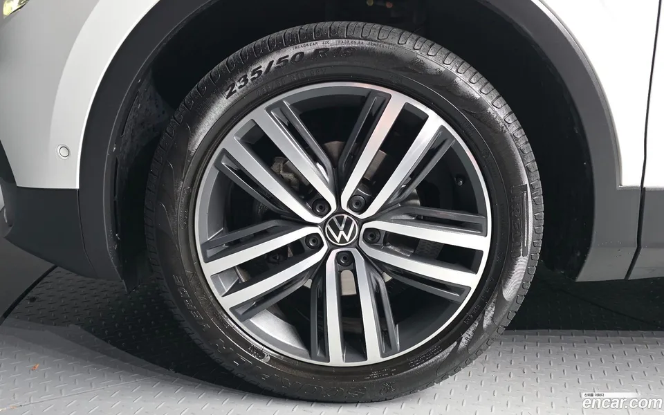 Volkswagen Tiguan 2.0 TDI 4 2022 — thumbnail 2